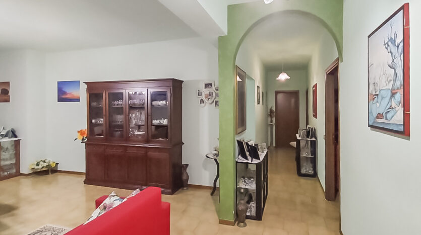 Amantea Appartamento di 139 mq. in Via Bologna N° 16