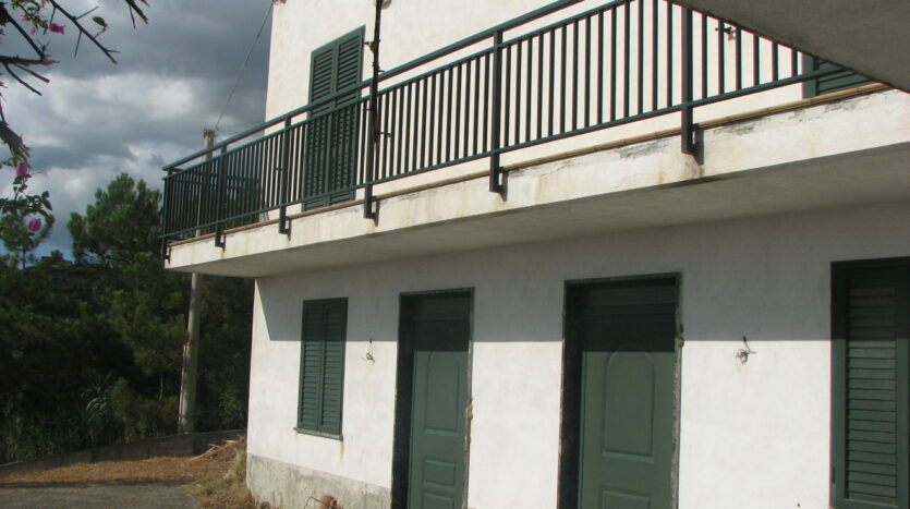 Longobardi_Villa_Contrada_Tarife_Croce