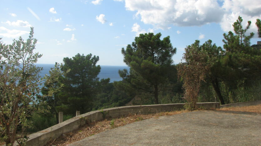 Longobardi_Villa_Contrada_Tarife_Croce