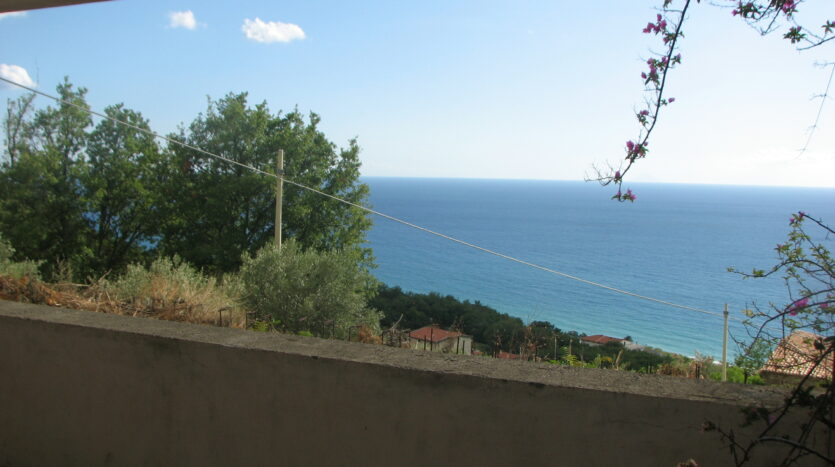Longobardi_Villa_Contrada_Tarife_Croce
