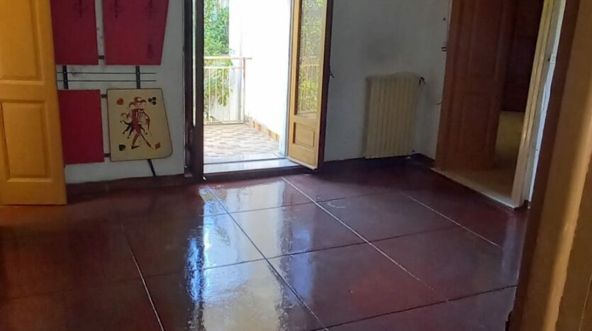 San Sosti Quadrilocale 104 mq con terrazza in via nazionale € 30.000