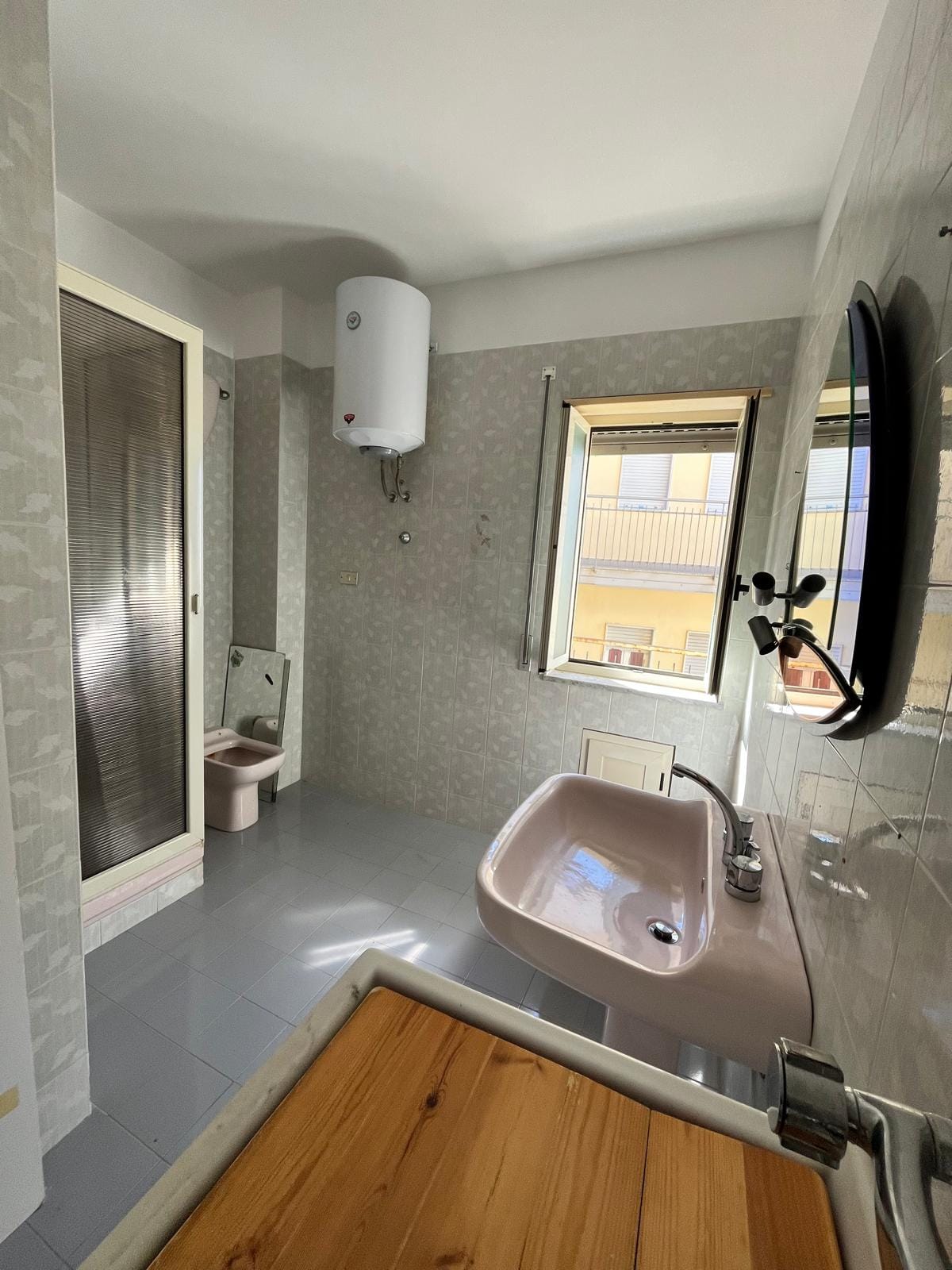 Appartamento in vendita a Coreca con vista mare e balconi panoramici