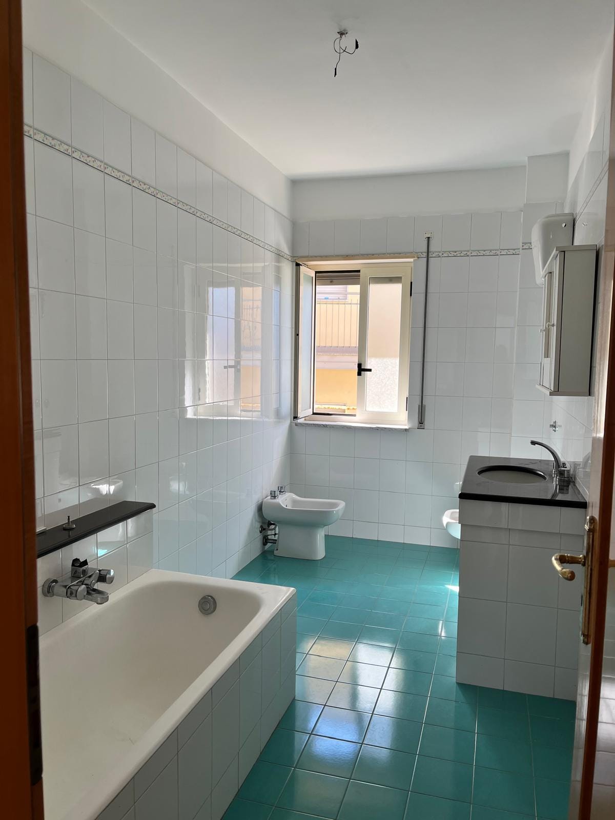 Appartamento in vendita a Coreca con vista mare e balconi panoramici