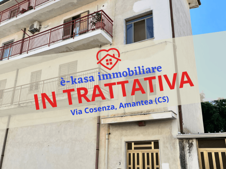 Ampio appartamento in vendita ad Amantea centro: 282 mq con terrazzo, balcone e grande potenziale