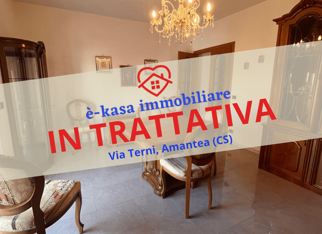 Appartamento in vendita ad Amantea centro con 2 garage e terrazzi