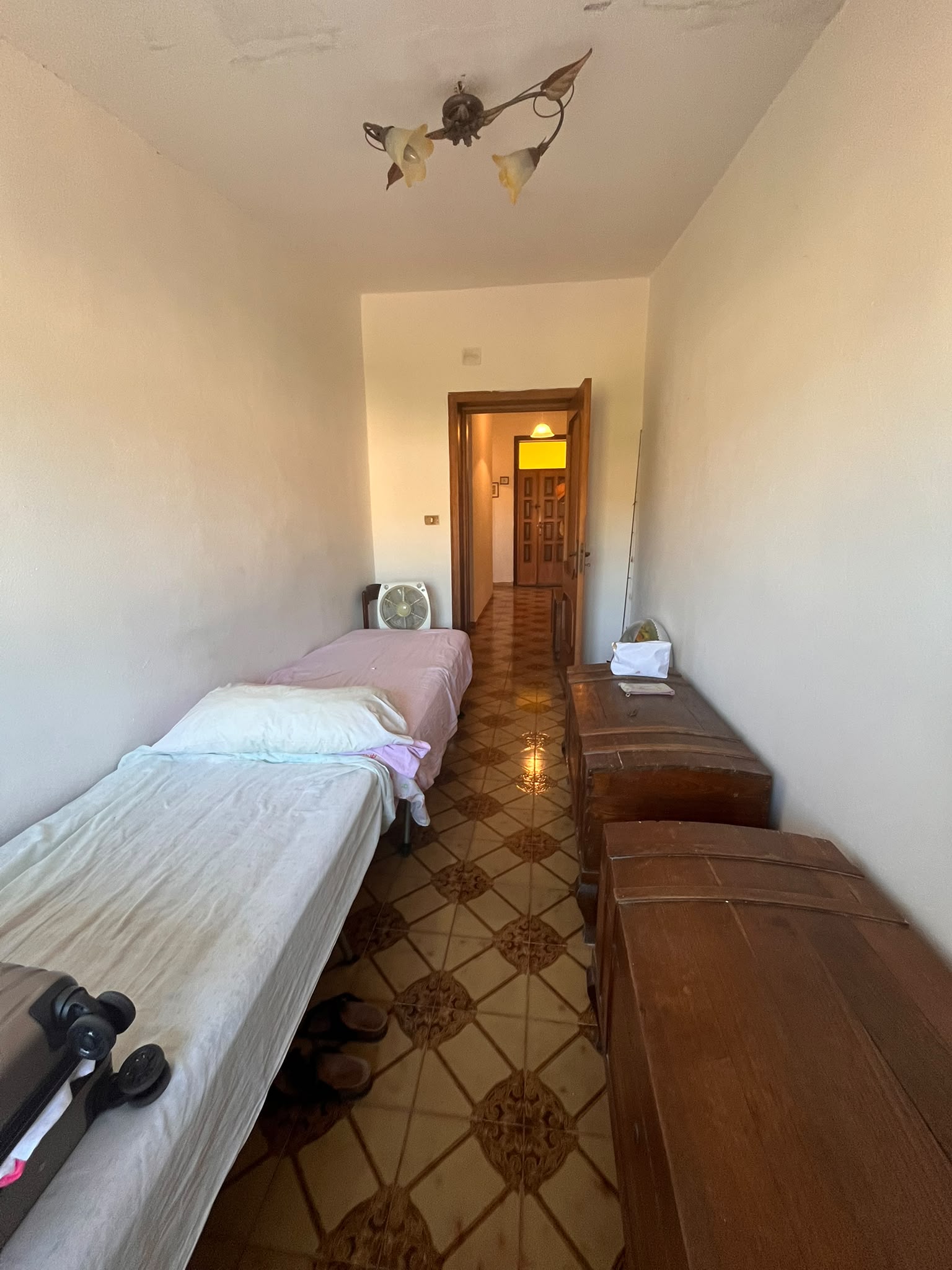 WhatsApp Image 2026-08-26 at 3.41.04 PM Appartamento in vendita a Campora San Giovanni con vista mare – 114 mq da ristrutturare