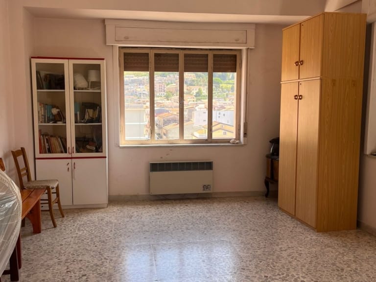 Appartamento in vendita in Via Mazzini 80 – circa 100 mq con ascensore