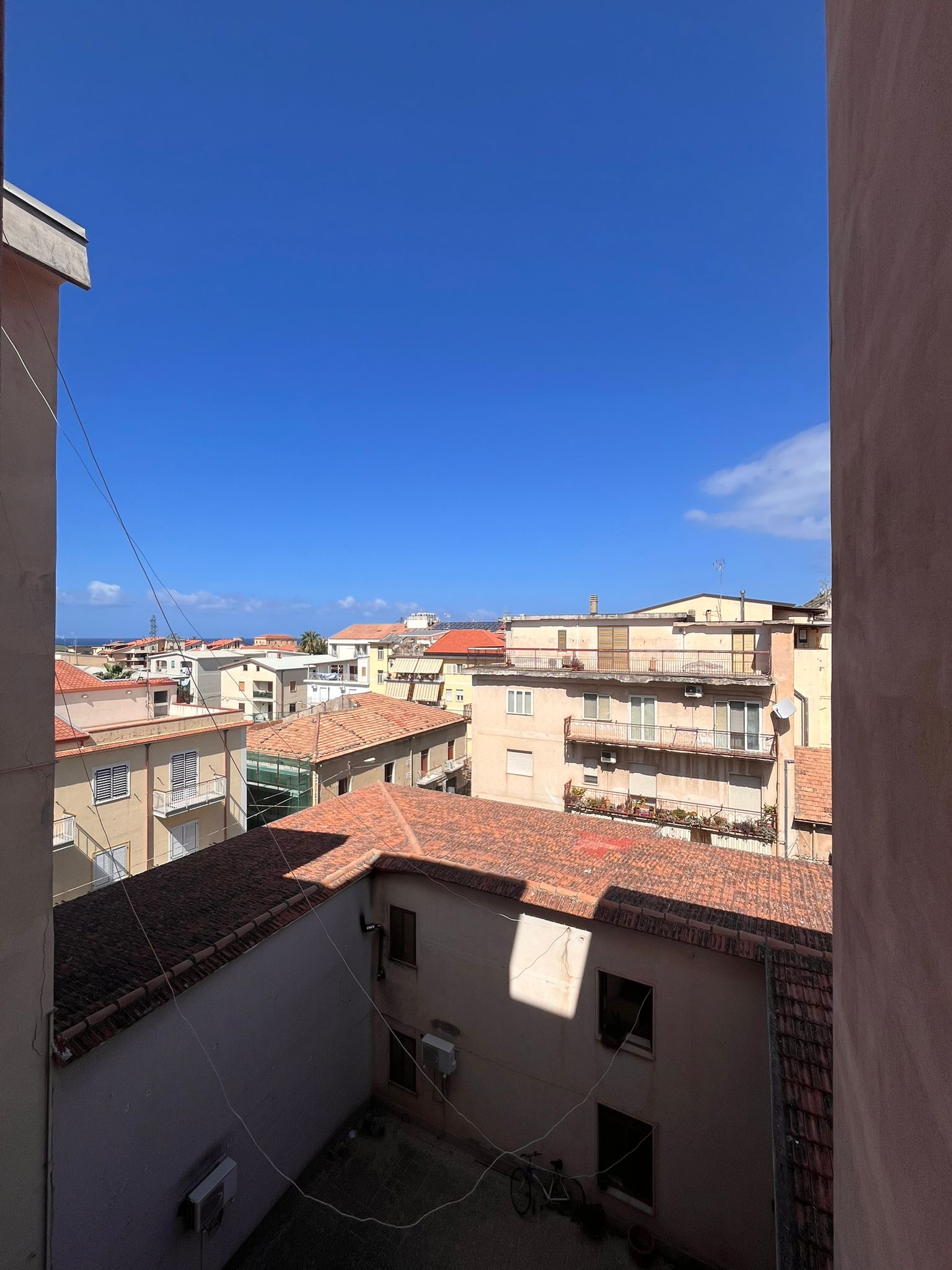 WhatsApp Image 2026-08-31 at 11.23.30 (1) Appartamento in vendita in Via Mazzini 80 – circa 100 mq con ascensore