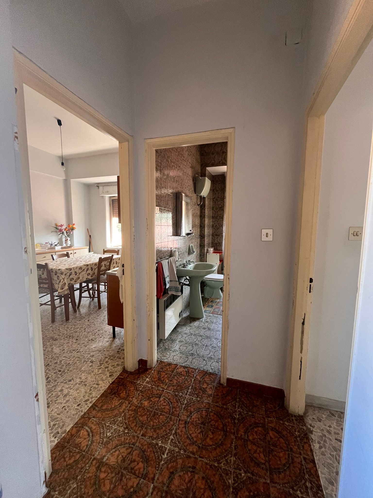 WhatsApp Image 2026-08-31 at 11.23.30 (3) Appartamento in vendita in Via Mazzini 80 – circa 100 mq con ascensore