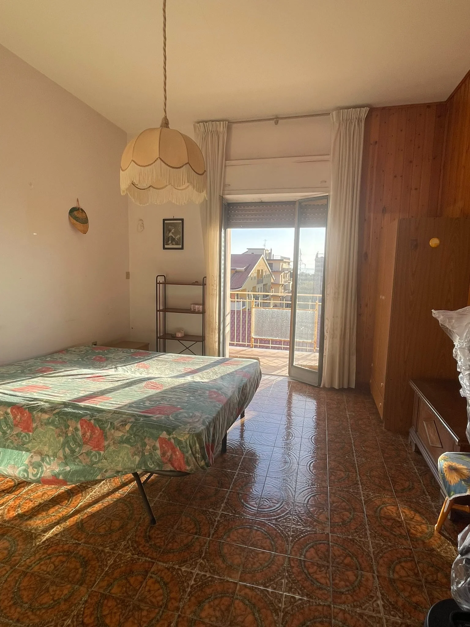 WhatsApp Image 2026-09-10 at 18.34.40 (1) Appartamento in vendita in Via Mazzini 80 – 120 mq con vista mare e ascensore