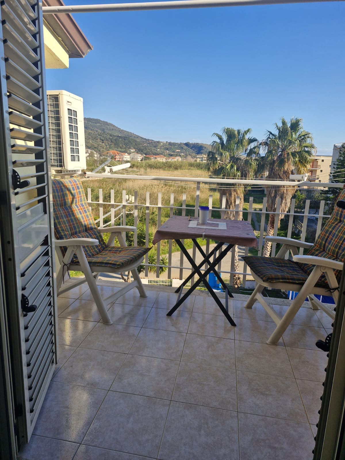 Bilocale arredato con piscina e terrazzo a Nocera Terinese