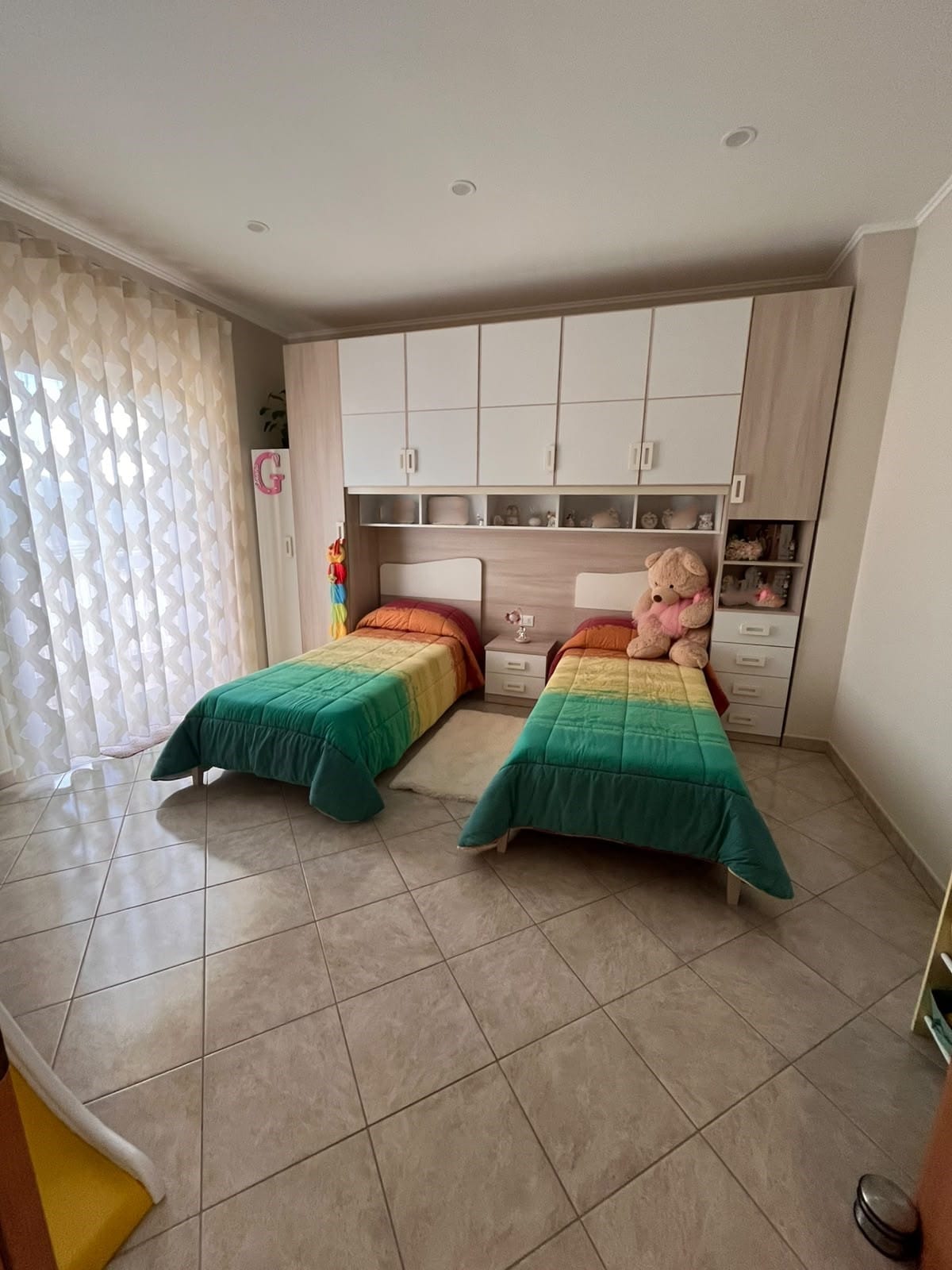 WhatsApp Image 2026-10-20 at 17.35.24 (2) Appartamento in vendita a Lago con vista mare e garage incluso – €120.000
